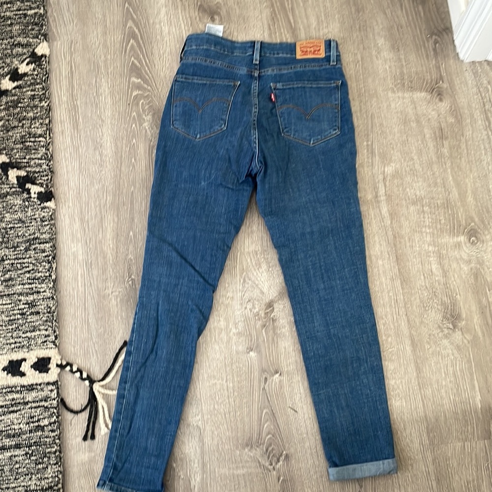 Levi 721 High Rise Skinny Jeans - Picture 4 of 4